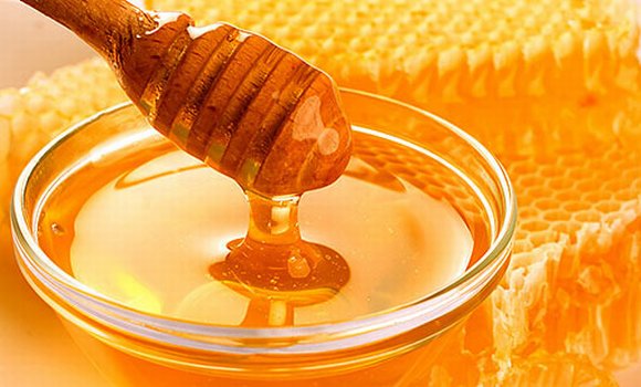 obrzek ke lnku Zdrav pamlsek - vlask oechy v medu